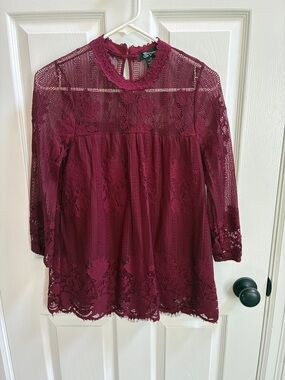 Burgundy Lace Peasant Blouse women’s small
